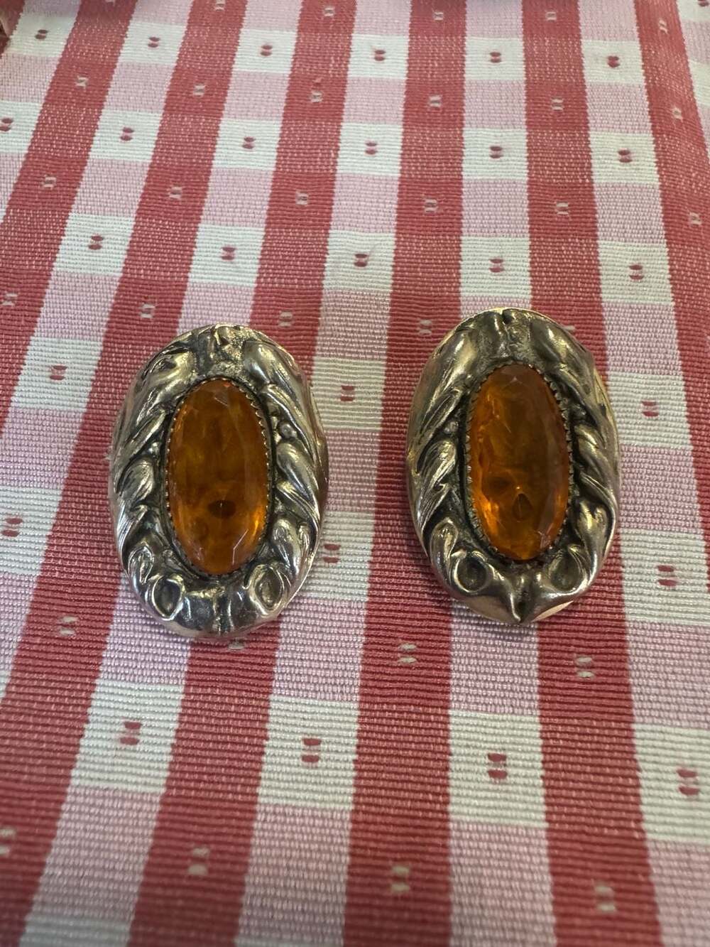 Vintage Whiting & Davis Amber Glass Oval Clip-On Earrings